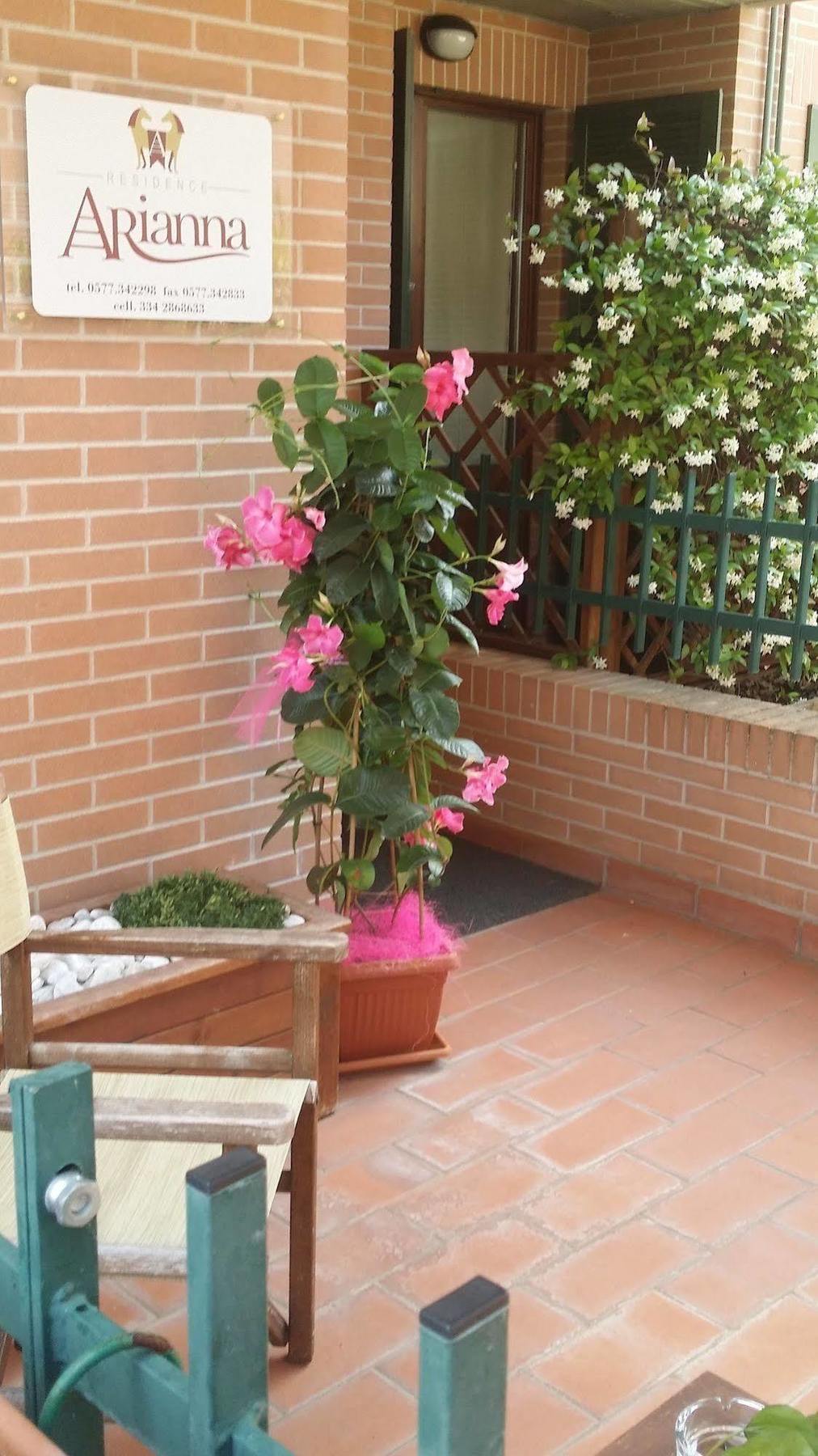 Residence Arianna Rosia Exterior foto